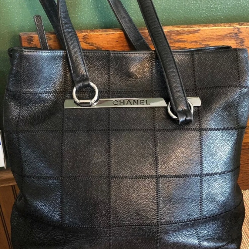 Authentic Vintage Chanel Shoulder Tote Bag